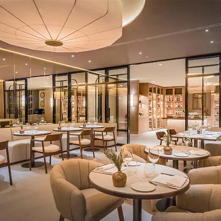 Hotel Barcelo Nervion 4*