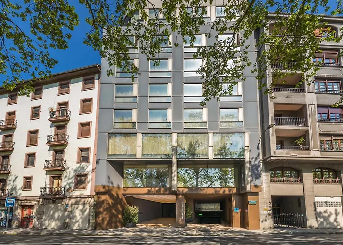 Barcelo Nervion Hotell 4*