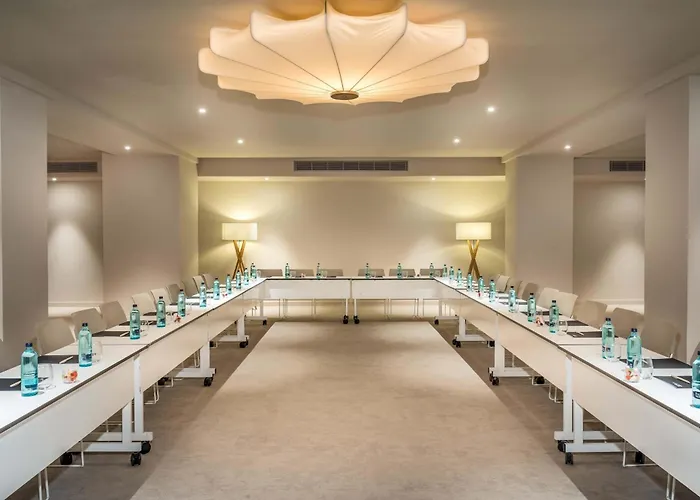 Hotell Barcelo Nervion 4*